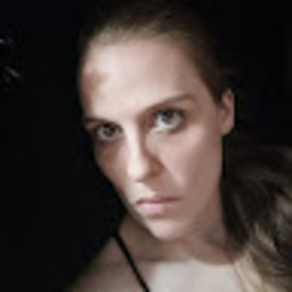 Meet your Posher, Jessica - Picture 1 of 1